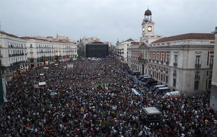 Manifestación De Indignados En Sol