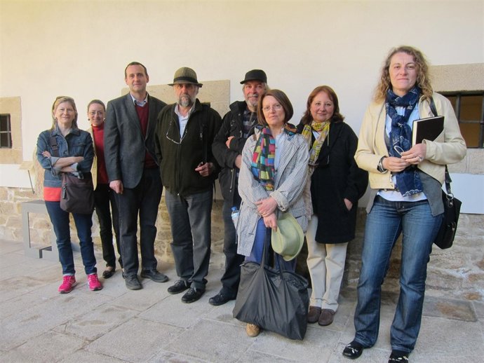 Artistas convocados por el Colectivo Arou en el Museo do Pobo Galego