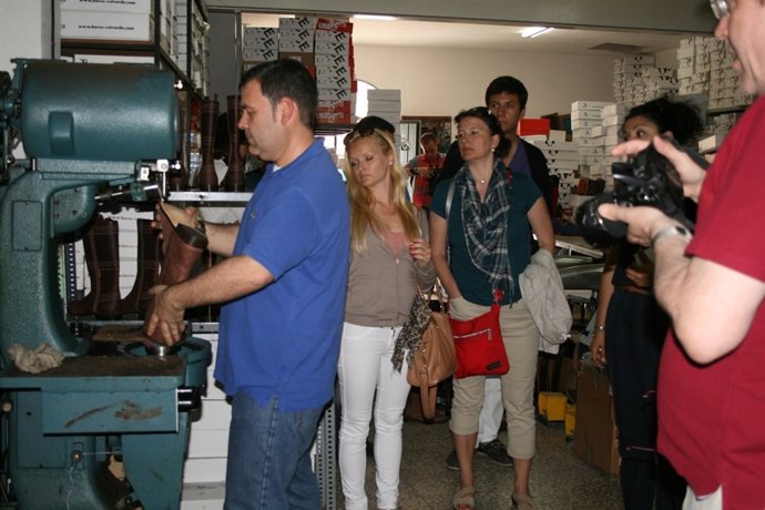 Visita a la fábrica de calzado de Valverde 