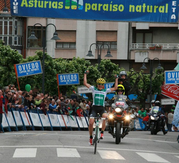 El ciclista del Caja Rural Amets Txurruka