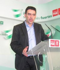 Jiménez (PSOE-A): "Una Europa que se preocupa más por salvar a bancos que a ciudadanos está desalmada y sin rumbo"