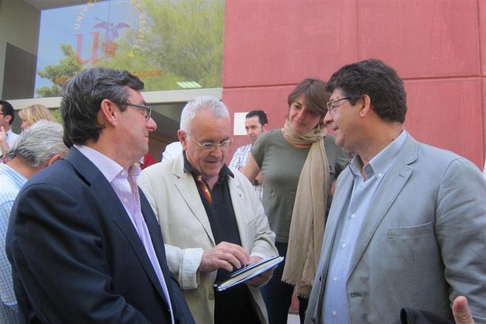 Centella, Cayo Lara, Elena Cortés y Diego Valderas, hoy en Sevilla