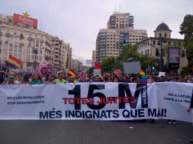 Cabecera de la manifestación 12M en Valencia