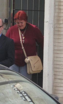 Isabel García a su salida de la Audiencia de Huelva
