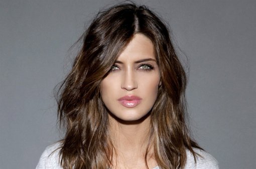 Sara Carbonero camisa