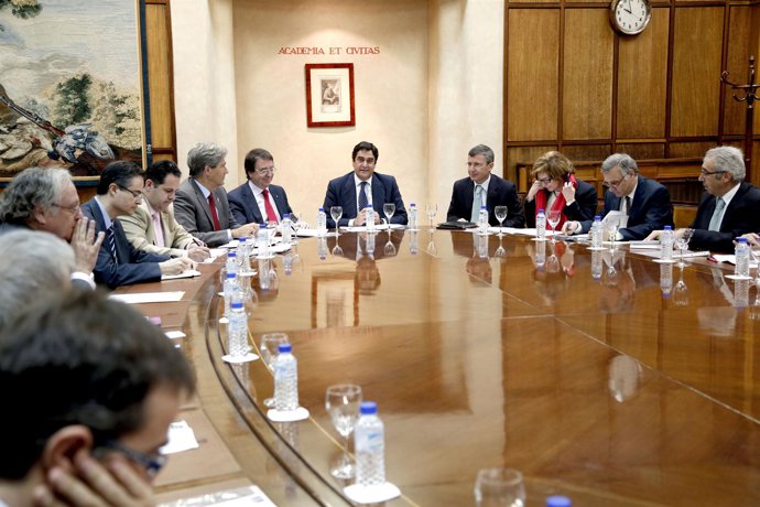 Echániz preside la Comisión Mixta entre la UAH y el Hospital de Guadalajara