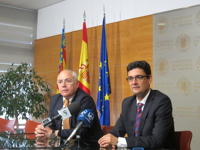 Juan Julià, a la izquierda, y Francisco Mora