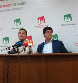 José Antonio Castro y  Diego Valderas, hoy en rueda de prensa