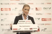 Cifuentes espera que no haya abucheos contra el Rey en la final de la Copa