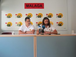 Director  y secretario de Isofotón 