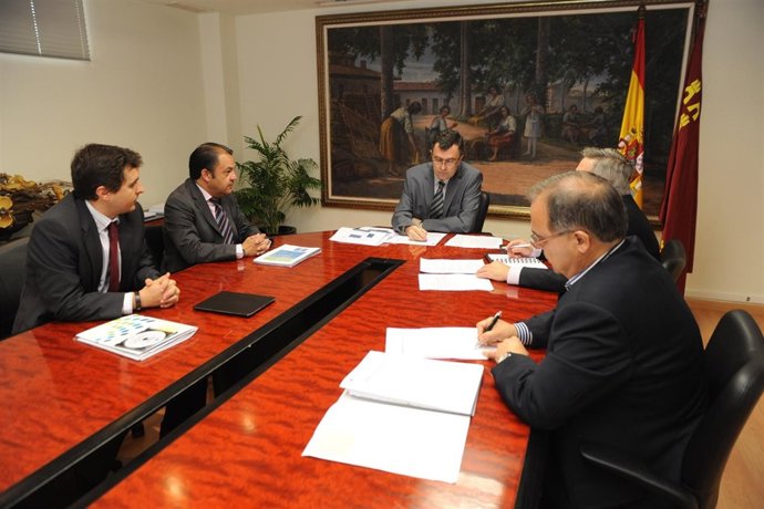 Ballesta se reúne con el director del Proyecto Lorca Solar 