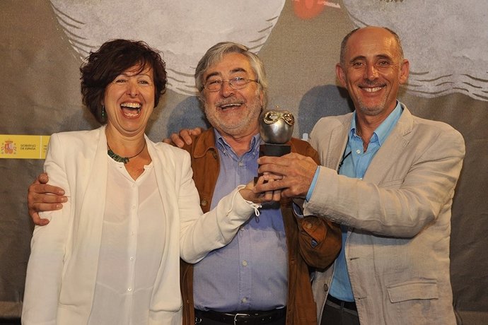 Ascensión Rodríguez y Luis Serrano recogen el Max de la Crítica