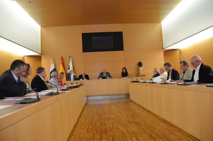 Primera reunión del Patronato