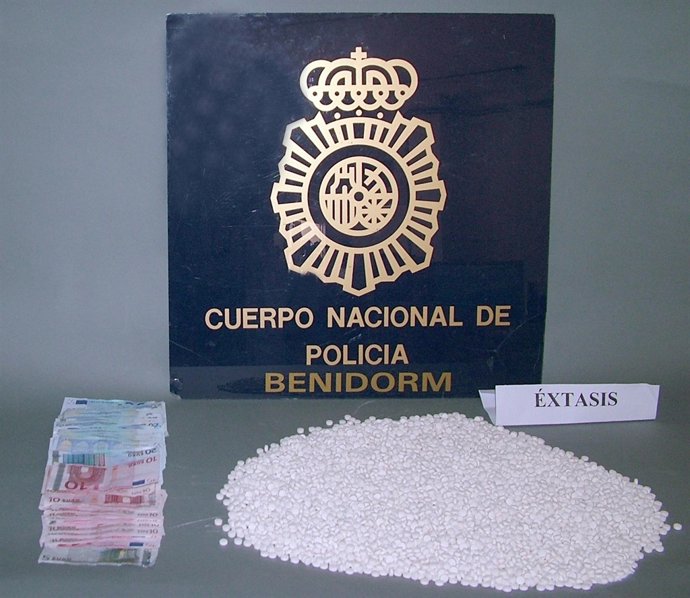 Extasis intervenido en Benidorm