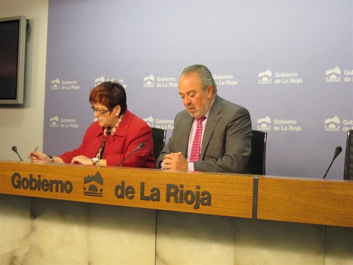 Consejero Salud y SS, Nieto, y la directora general de SS, Corral