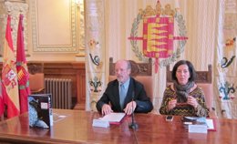 León de la Riva y Mercedes Cantalapiedra 