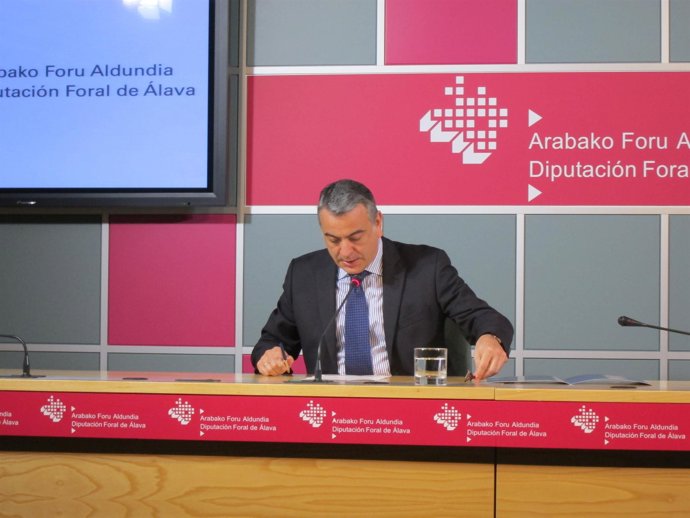 El diputado general de alava, javier de andrés