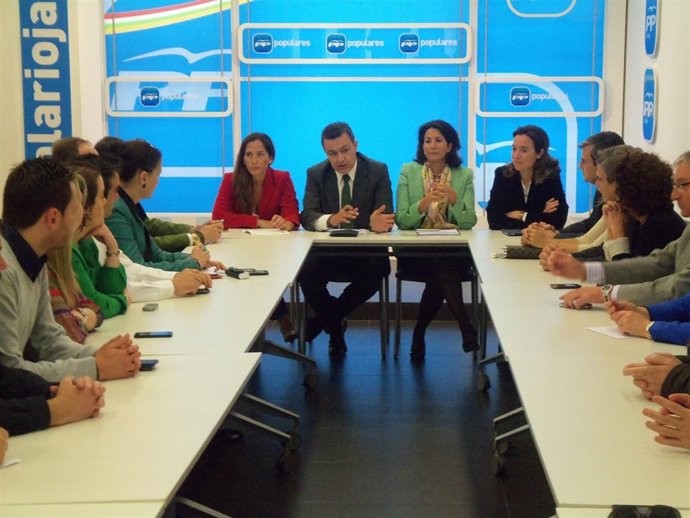 Encuentro con la secretaria de Estado de Turismo en La Rioja