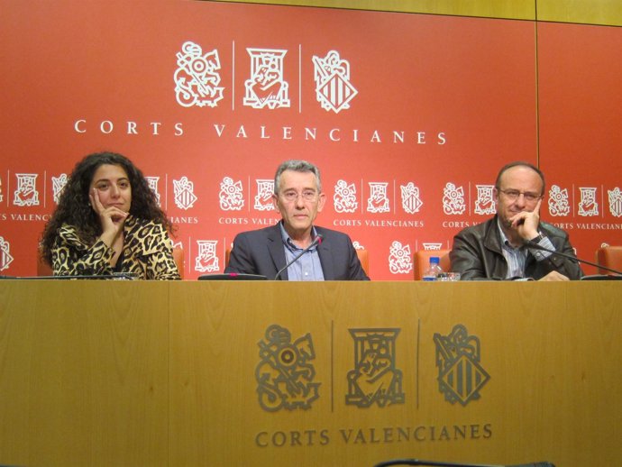 Diputados del PSPV tras la Junta de Portavoces