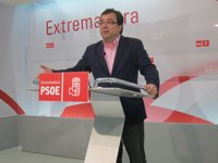 Vara afirma que estará "encantado" de verse con Nogales (IU) en los juzgados si hay "alguna responsabilidad" en Feval