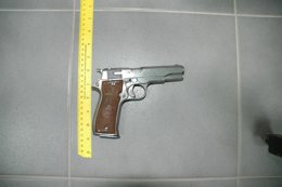 Pistola intervenida en robo en Rairiz de Veiga (Ourense)