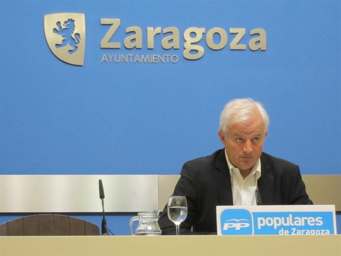 El portavoz del PP, Eloy Suárez