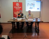 Cáritas dice que la Junta reduce un 90% los fondos a sus programas de empleo, que atienden a 7.663 personas en 2012