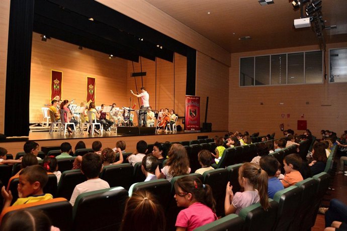 Ciclo de música para niños en Tomares
