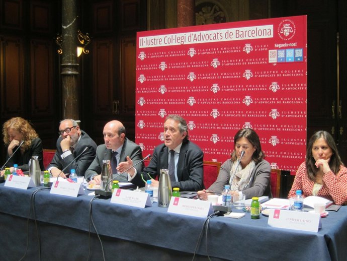 N.Juaní, E.Vendrell, P.Yúfera, L.Sales, M.Cora y J.Lahoz (Icab)