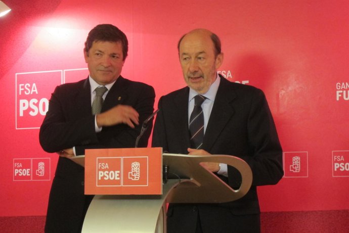 Javier Fernández y Alfredo Pérez Rubalcaba