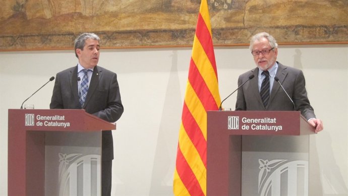 Francesc Homs y el presidente del Csell de Transició, Francesc Viver i Pi-Sunyer