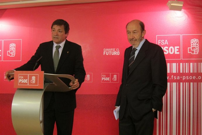Javier Fernández y Alfredo Pérez Rubalcaba