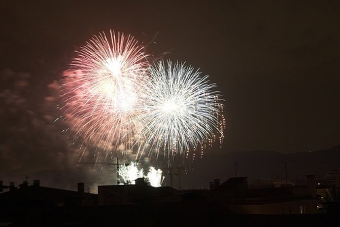 Imagen de recurso de fuegos artificiales
