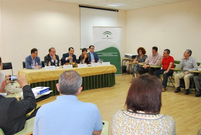 Presentación de la iniciativa Cicerone en Vélez