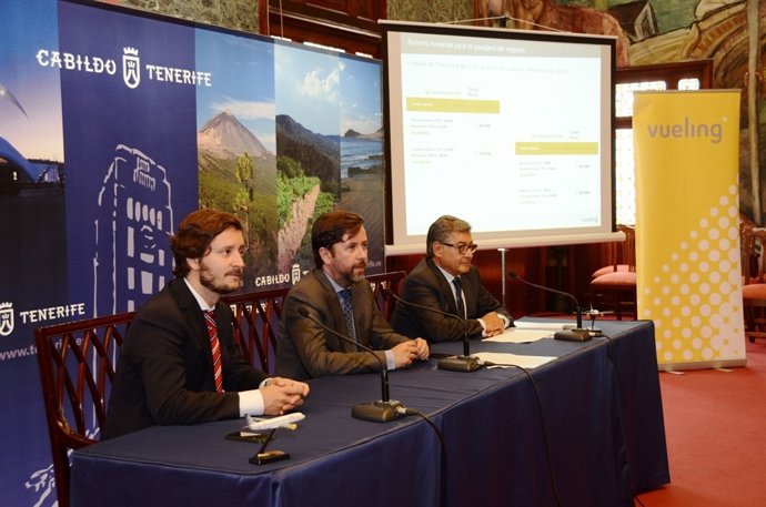 Presentación de nuevos vuelos de Vueling