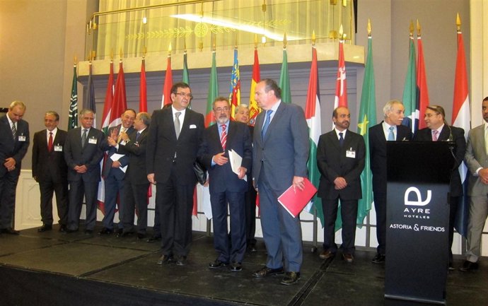 Embajadores árabes en el encuentro con empresarios en Valencia