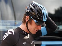 Wiggins y Hesjedal abandonan la carrera