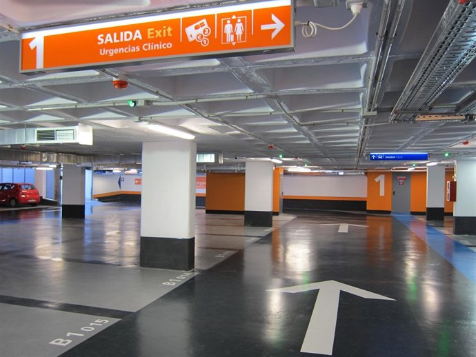 Parking, Aparcamiento Subterráneo En Zaragoza, Junto Al H. Clínico