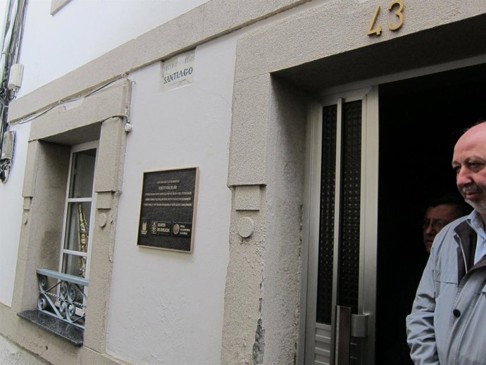 Placa conmemorativa de Roberto Vidal Bolaño