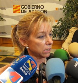 La consejera de Educación de Aragón, Dolores Serrat