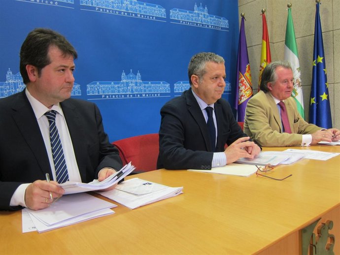 Jurado, Fuentes y Gutiérrez en la rueda de prensa