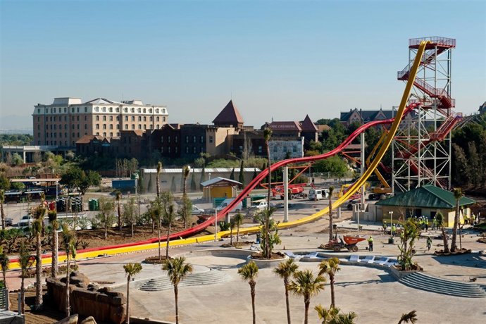 El tobogan más alto de Europa en el parque acuático de PortAventura