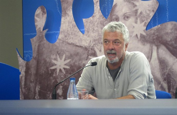 El actor y director de teatro Adolfo Fernández en el Teatro Liceo de Salamanca