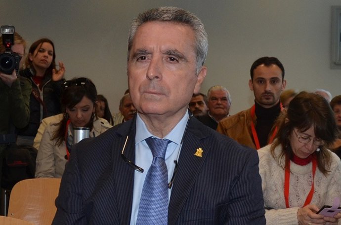 Leandro Wassaul                     