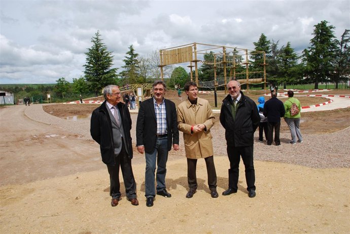 Capellán inaugura 'Ojapark'