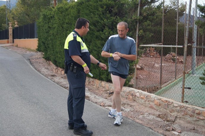 Protección Civil y Policía Local distribuyen 2.500 pulseras 