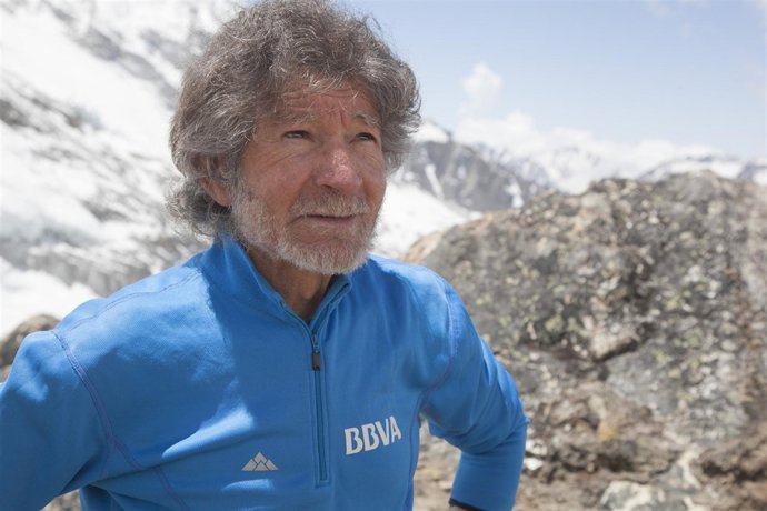 El alpinista español Carlos Soria