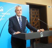 Griñán: "No pongo la mano en el fuego ni por el Rey ni por nadie"