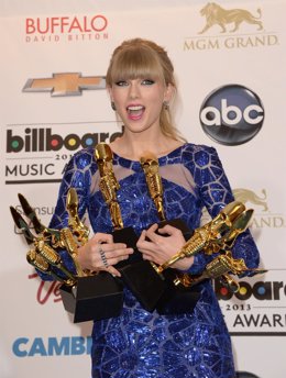 Taylor Swift  en los Billboard 