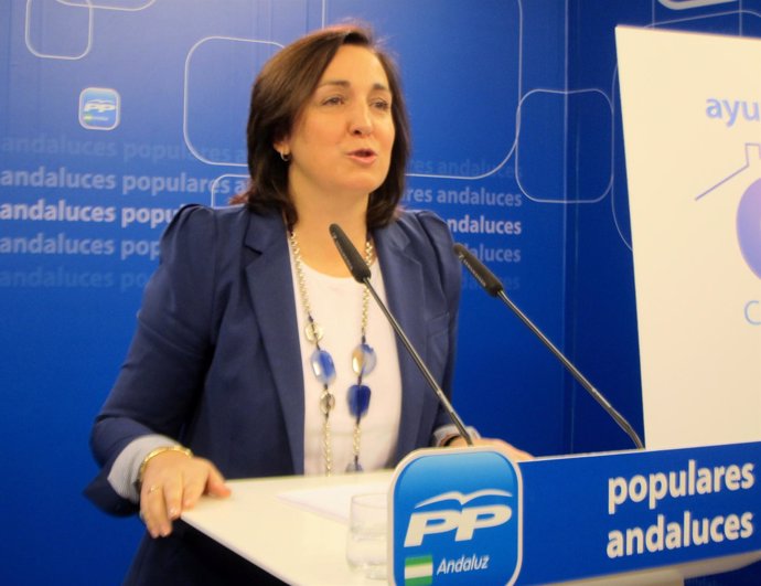 La vicesecretaria de Organización del PP-A, Ana Corredera, hoy en rueda de prens